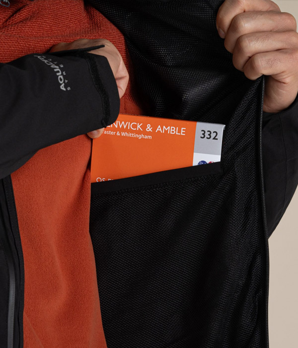 craghoppers-cmw833-ponsa-jacket-black